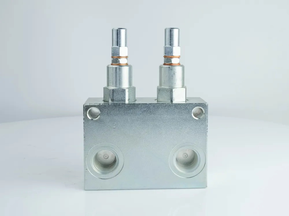Купити Клапан запобіжний 2-х лінійний трубного монтажу VMPD 1/2" 50-250 BAR Oleodinamica Marchesini, фото 2