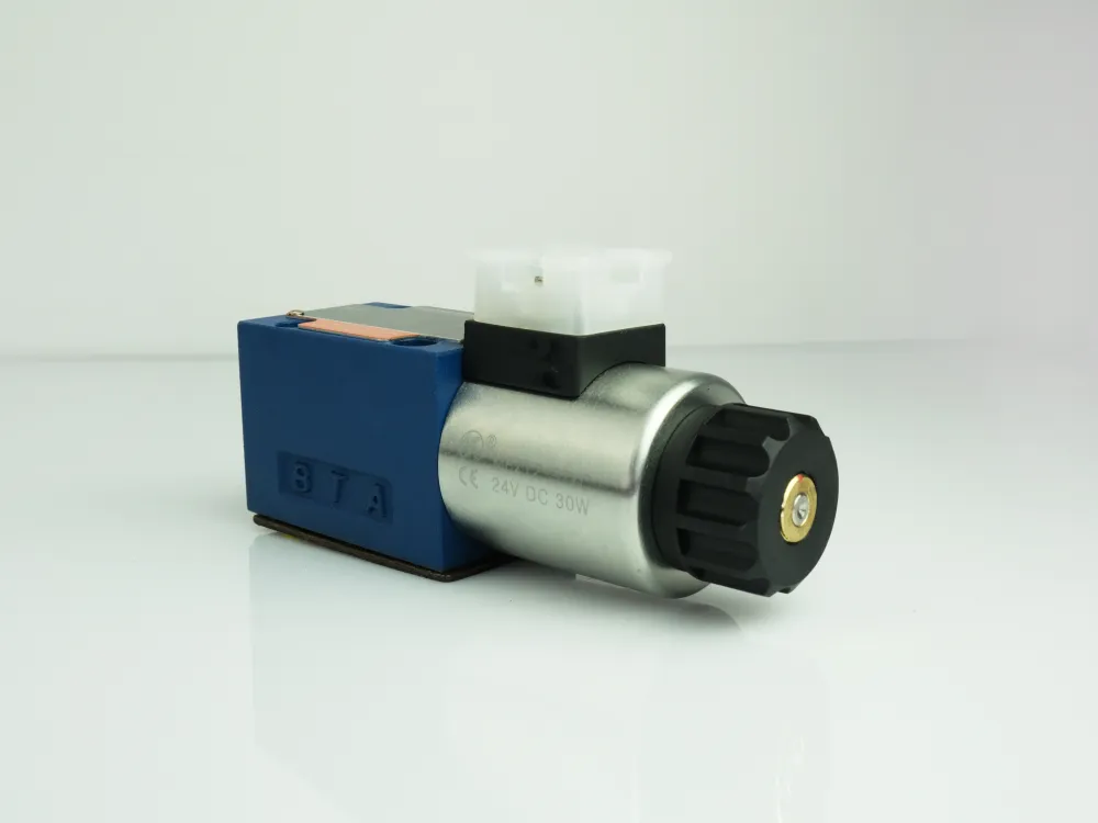 Купити Гідророзподілювач 4WE6EA-6XCW220RN9Z5L Oleodinamica Mozioni, фото 2