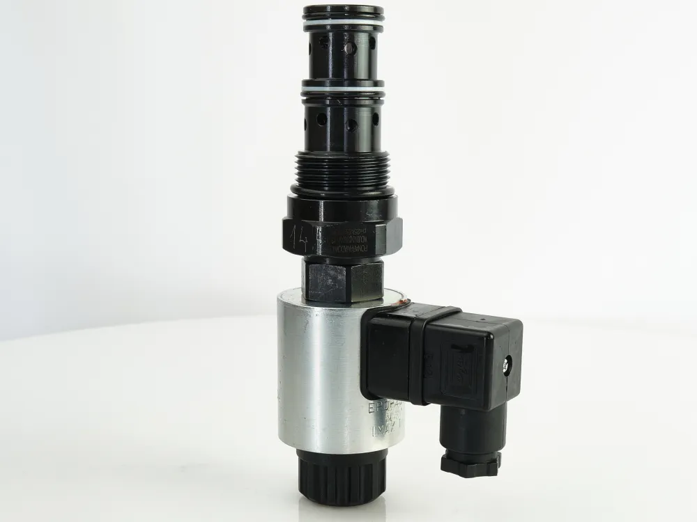 Купити Пропорційний регулятор витрати 3-ходовий WDUD10-02/50 M1-12 Z4 Ponar, фото 1