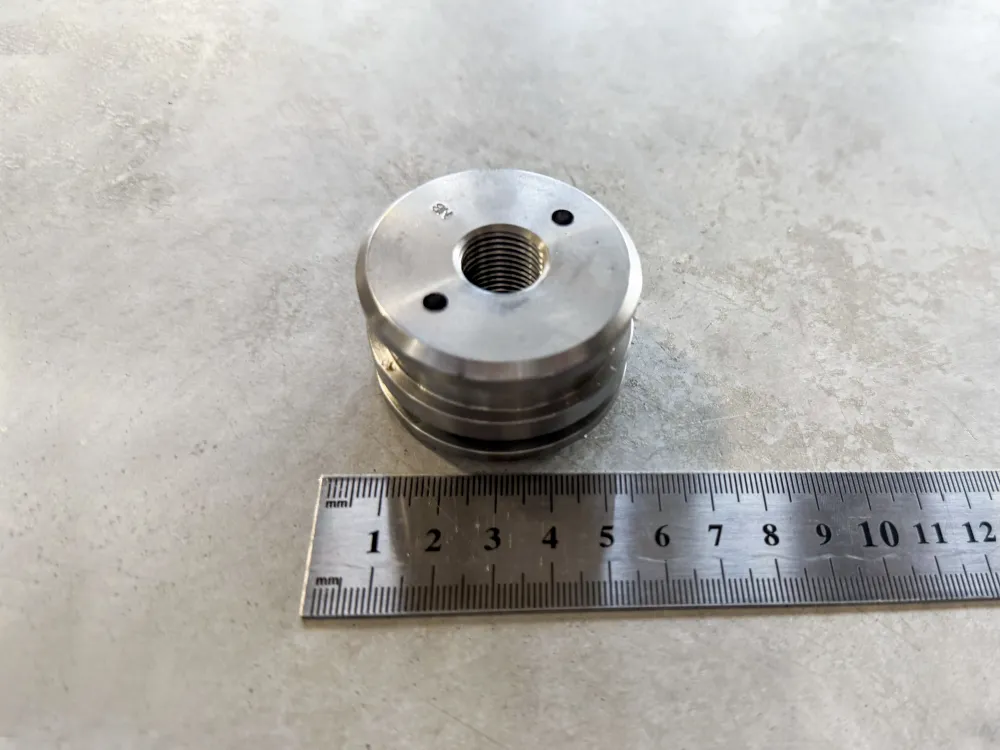 D.50x30 M16x1,5