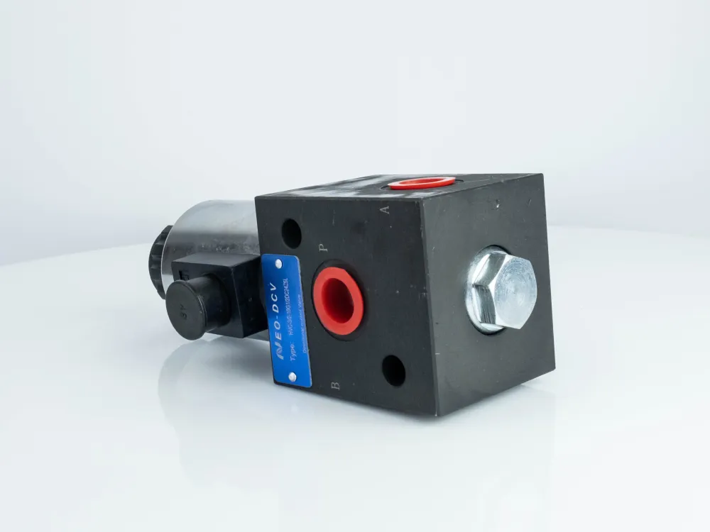гідророзподільник HVC-3/2-10G1/2DC24Z5L