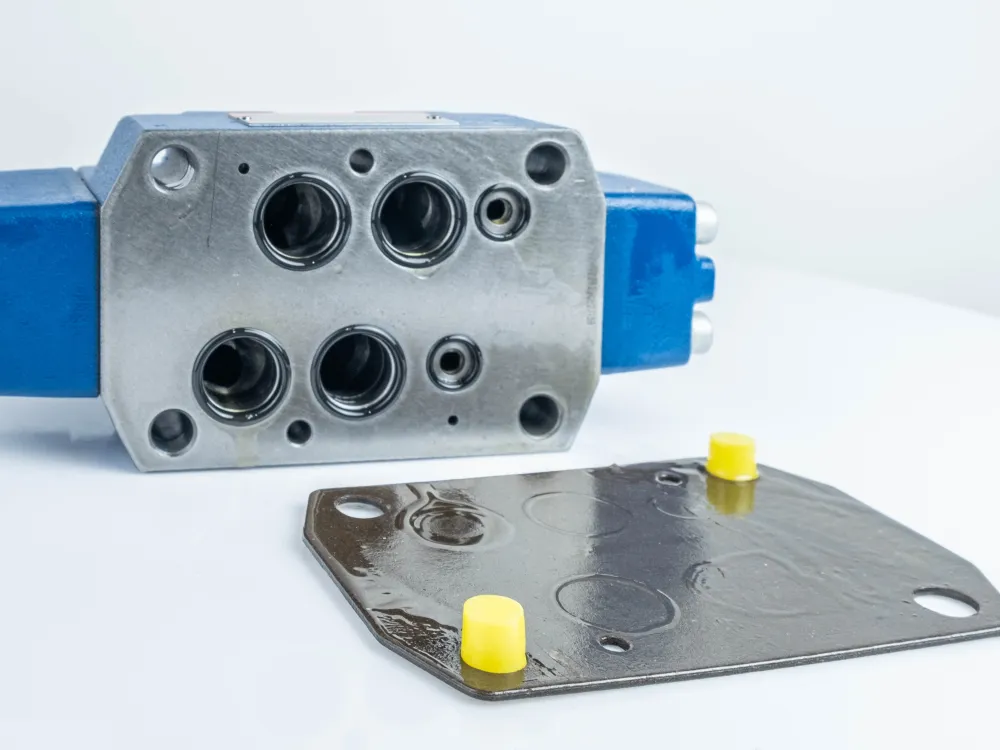 H4WEH16J-6XEG24N9ETZ5L (without pilot valve, only bottom)