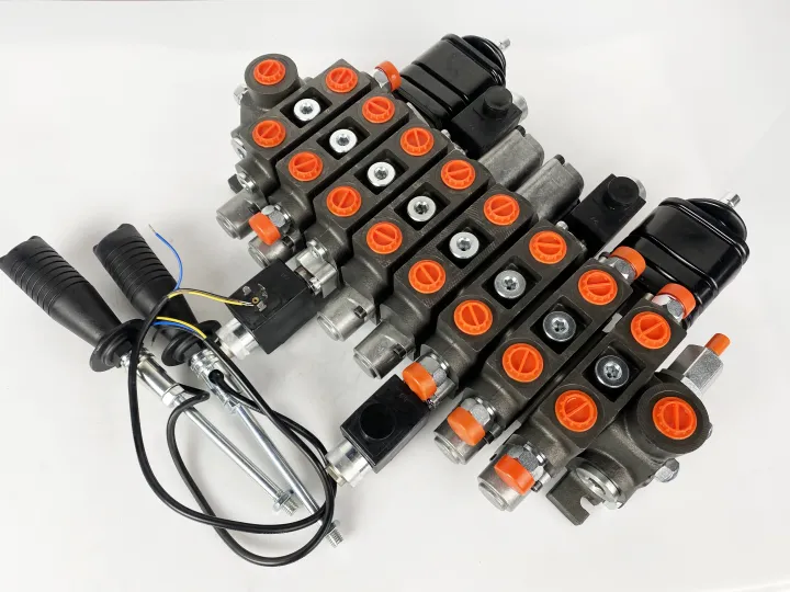 Купити Гідророзподілювач 8ZC with manual and electric control Badestnost, фото 1