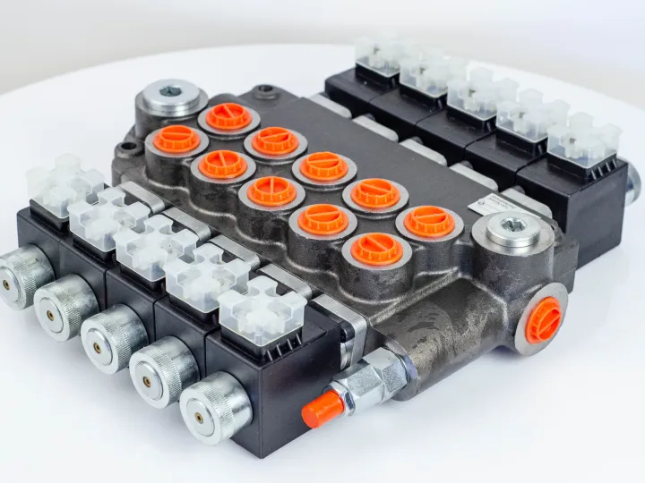 Купити Гідророзподілювач 05Z80 AAAAA ES3 12VDC Badestnost, фото 1