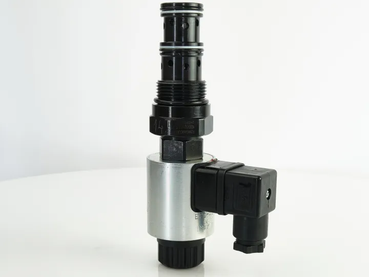 Купити Пропорційний регулятор витрати 3-ходовий WDUD10-02/50 M1-12 Z4 Ponar, фото 1